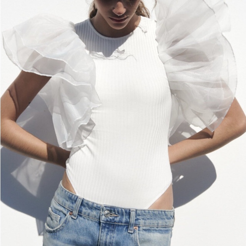 Zara White Ruffled Sleeve Bodysuit